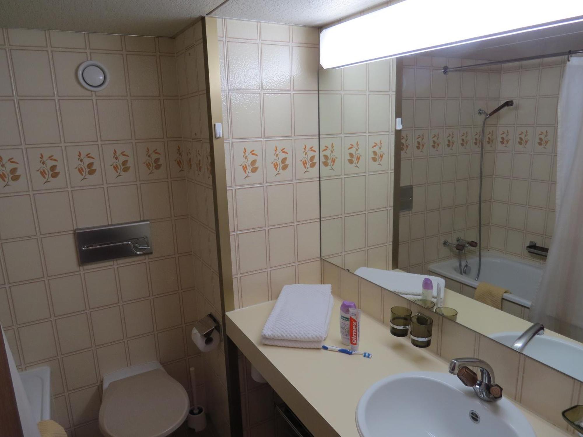 ホフ アローザアパートホテル 部屋 写真